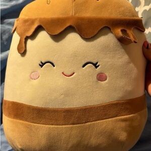 Cute Plush Dessert Pillow - Cream & Brown